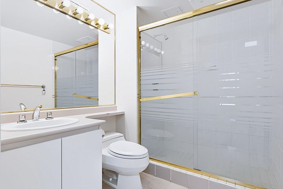 PH1 2438 Heather Street Vancouver, BC - 22