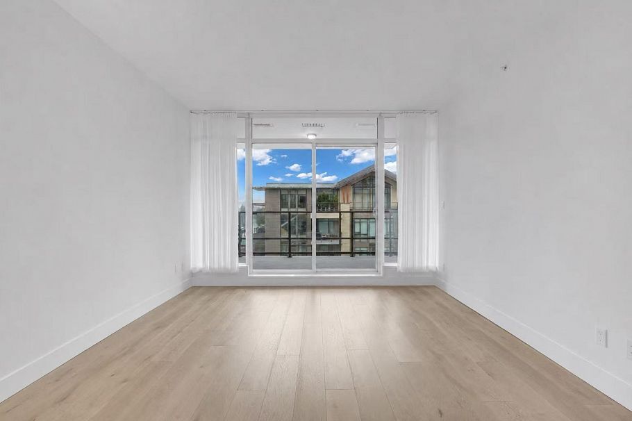 405 2785 Library Lane North Vancouver, BC - 7