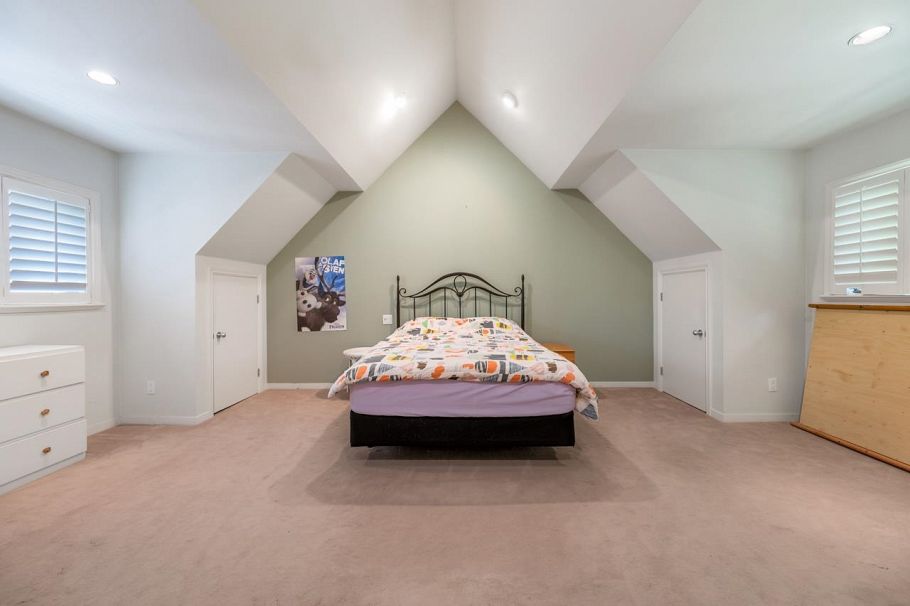 1545 W 49th Avenue Vancouver, BC - 13