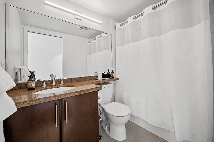 502 688 Abbott Street Vancouver, BC - 17