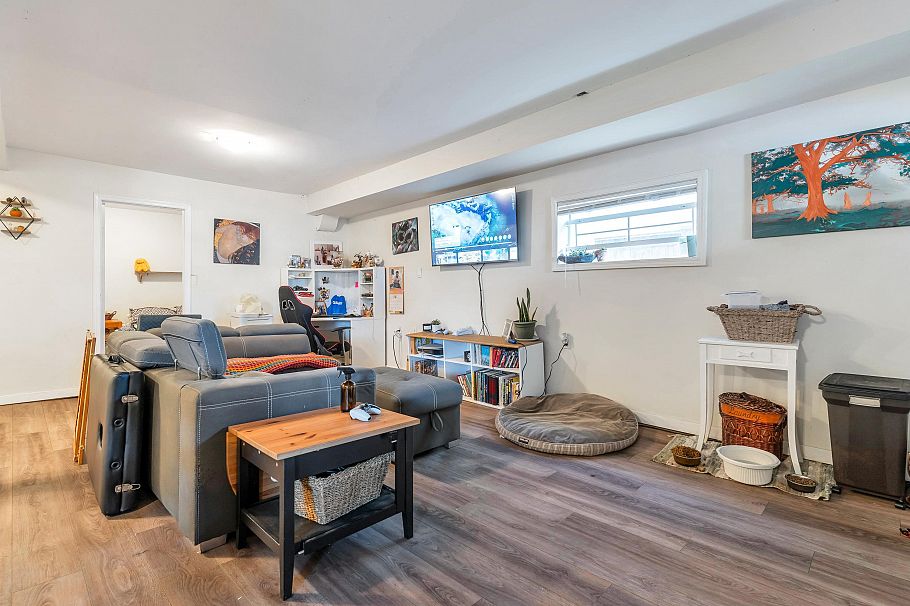5755 Dumfries Street Vancouver, BC - 4