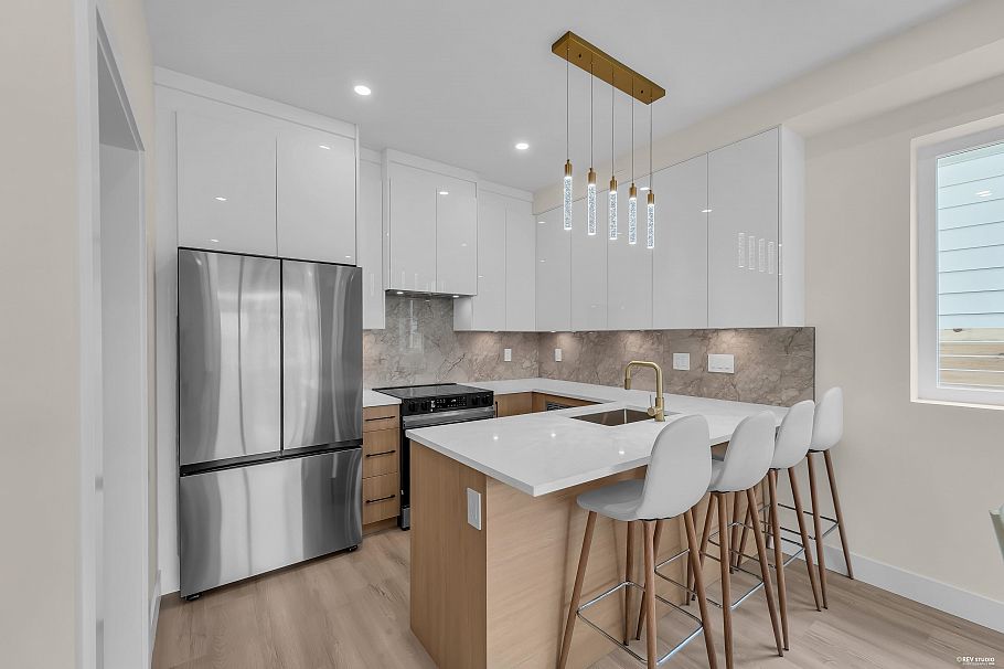 1 5779 Clarendon Street Vancouver, BC - 12