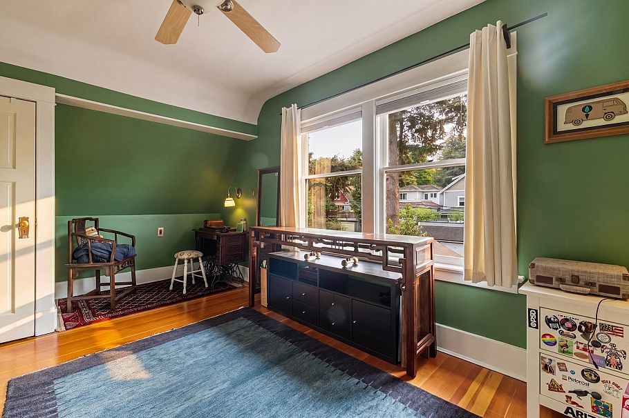 1544 E 13th Avenue Vancouver, BC - 18