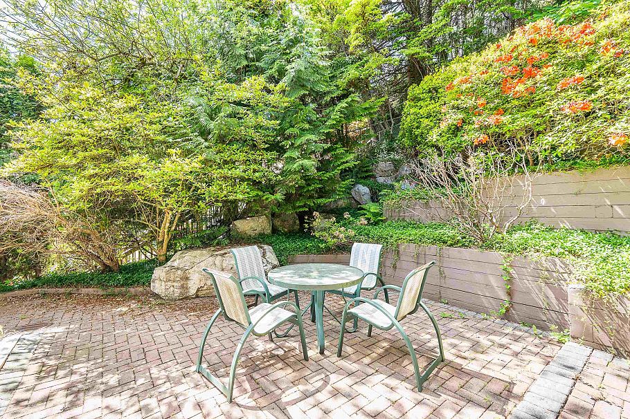 4153 Quarry Court North Vancouver, BC - 35
