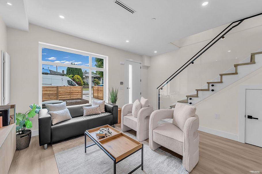 1 5779 Clarendon Street Vancouver, BC - 5