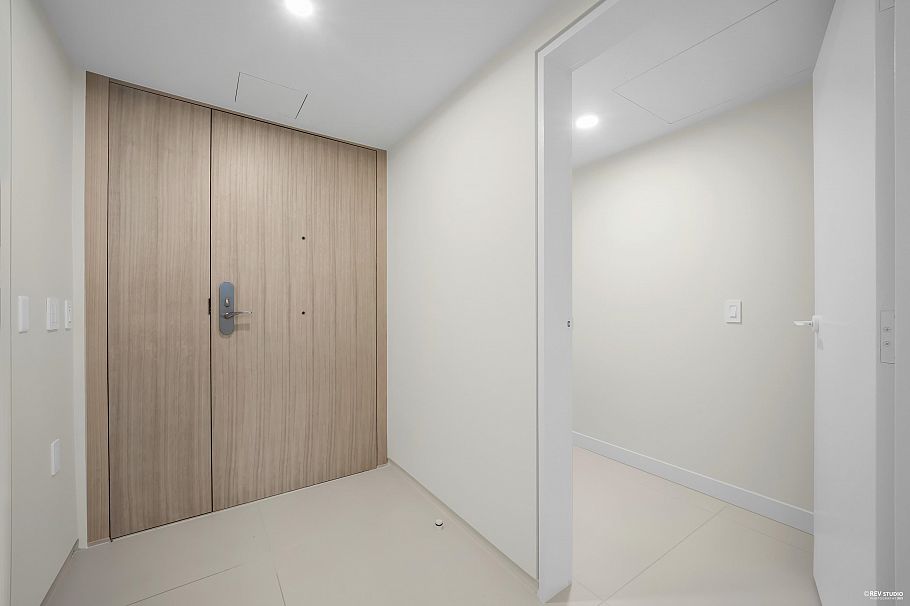 1033 Nelson Street Vancouver, BC - 19