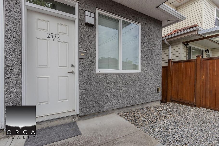 2572 E 2ND AVENUE, Vancouver BC V5M 1C6 Vancouver, BC - 2