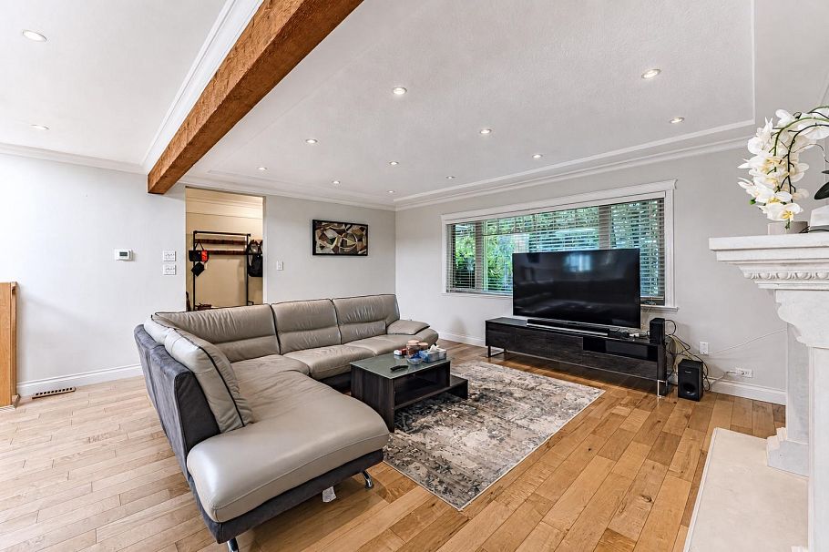 1130 Handsworth Road North Vancouver, BC - 6