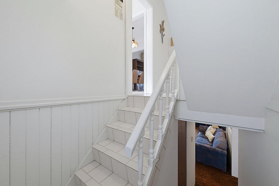 2546 Napier Street Vancouver, BC - 17
