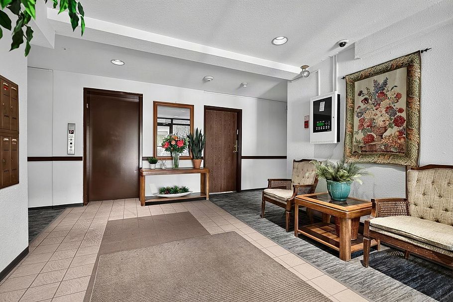 205 1251 W 71st Avenue Vancouver, BC - 20