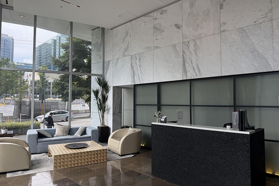 810 161 W Georgia Street Vancouver, BC - 24