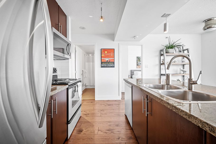 502 688 Abbott Street Vancouver, BC - 12