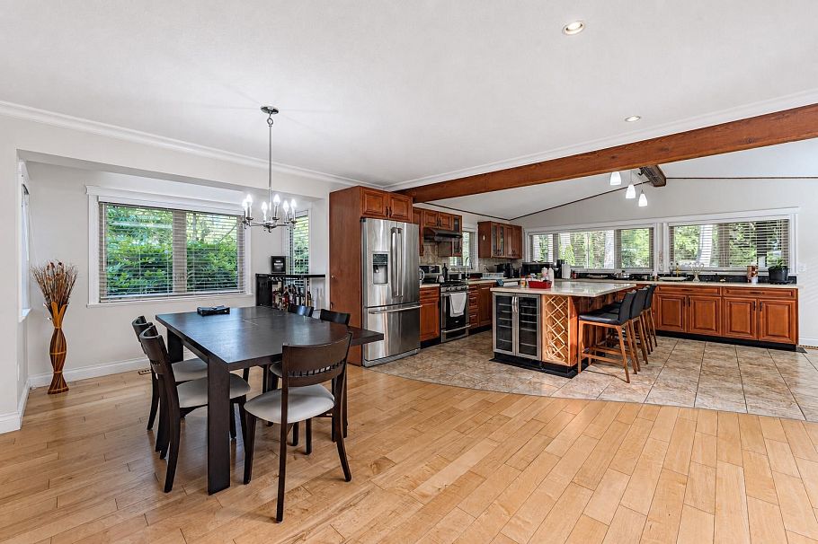 1130 Handsworth Road North Vancouver, BC - 8