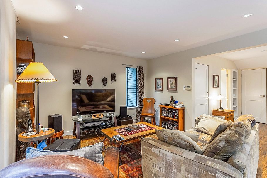 5639 White Pine Lane North Vancouver, BC - 9