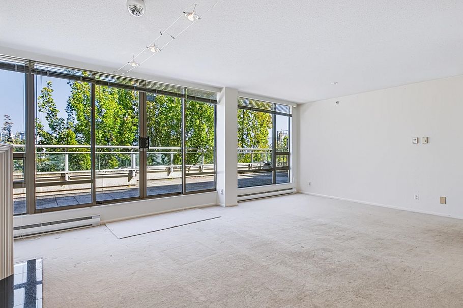 PH1 2438 Heather Street Vancouver, BC - 4