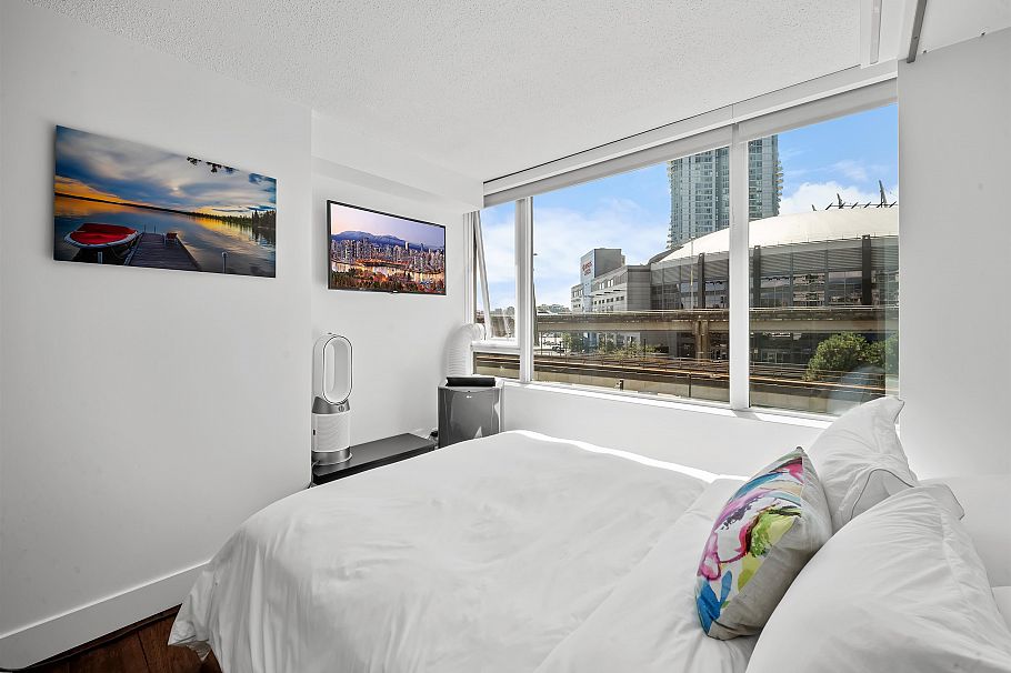 502 688 Abbott Street Vancouver, BC - 14