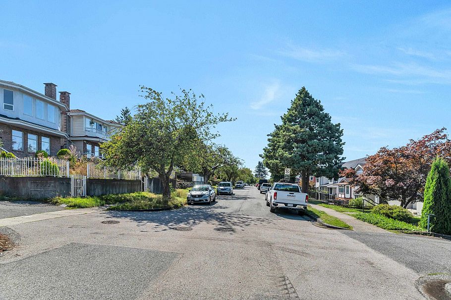 5755 Dumfries Street Vancouver, BC - 24