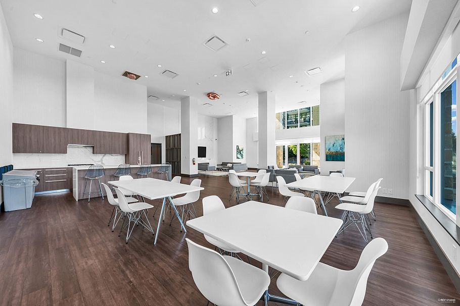 405 2785 Library Lane North Vancouver, BC - 19
