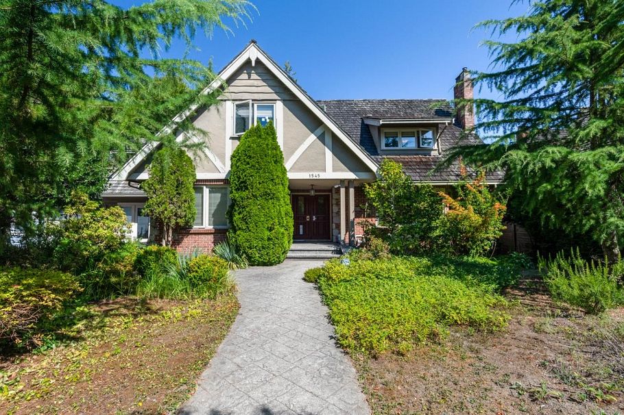 1545 W 49th Avenue Vancouver, BC - 1