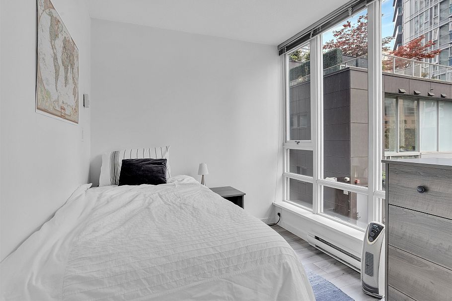502 233 Robson Street Vancouver, BC - 9