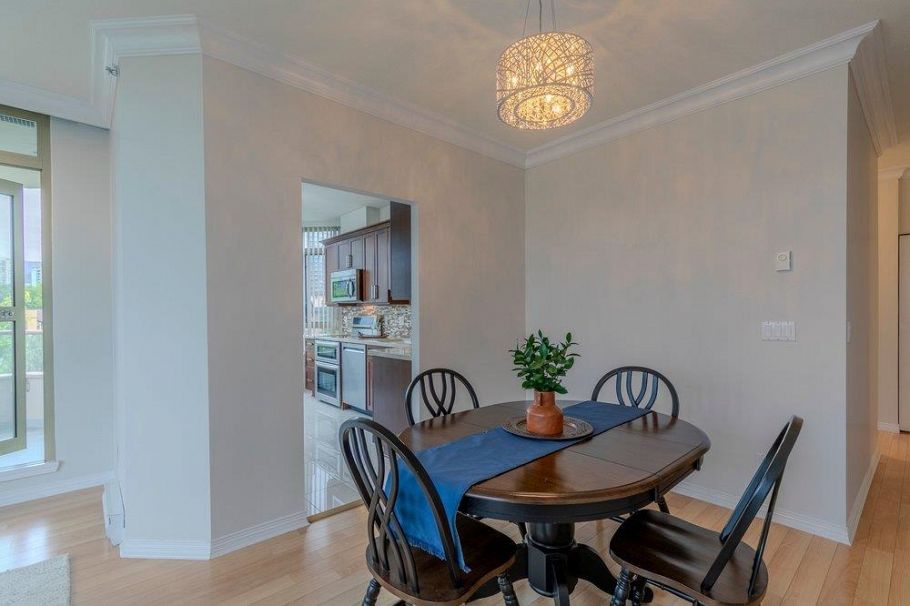 606 160 W Keith Road North Vancouver, BC - 8