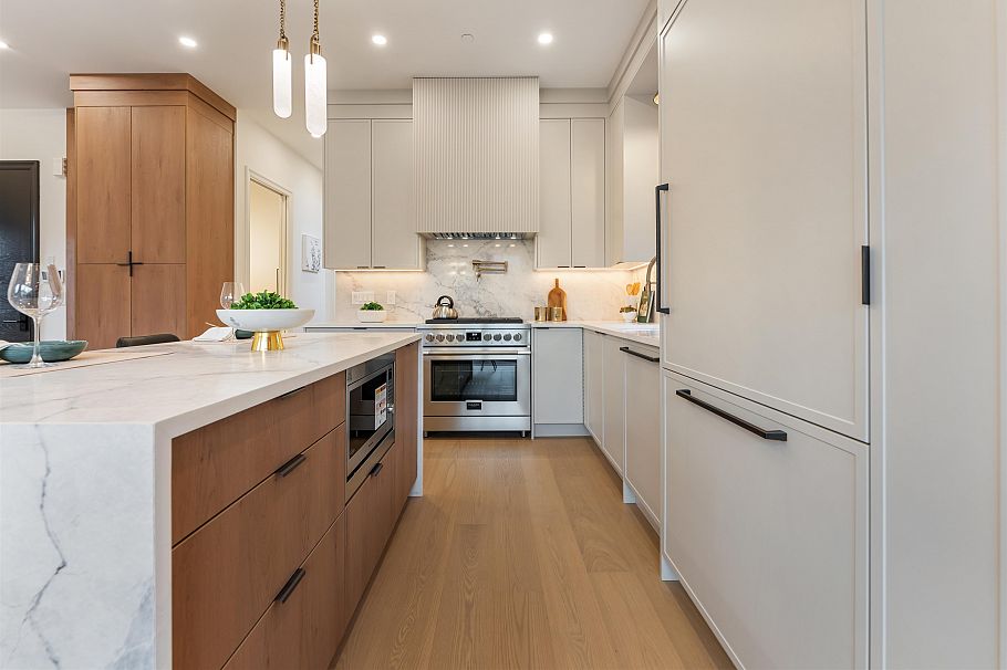 2 2256 E Pender Street Street Vancouver, BC - 9