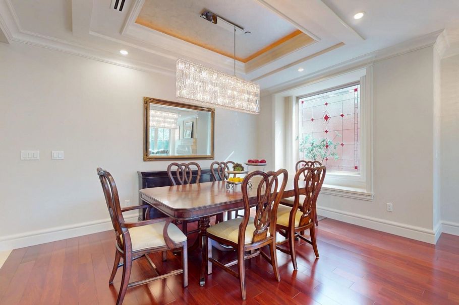3749 W 11th Avenue Vancouver, BC - 5