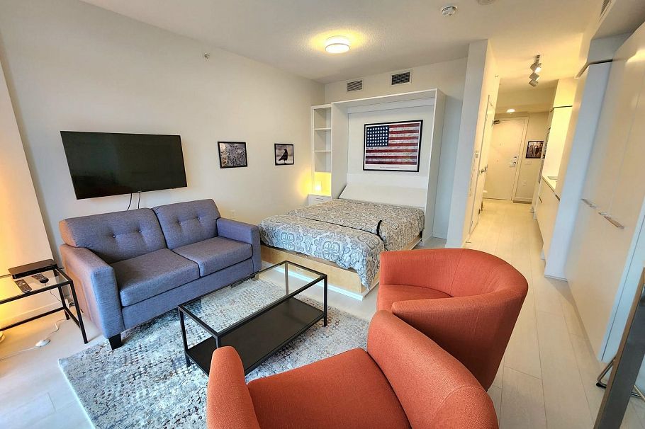 909 180 E 2ND AVENUE, Vancouver BC V5T 0K4 Vancouver, BC - 1