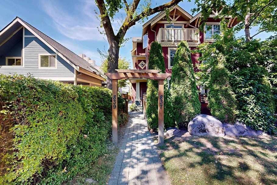 839 W 14th Avenue Vancouver, BC - 33