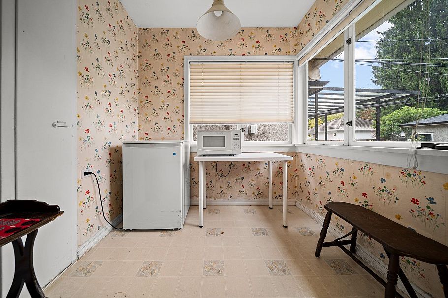 4311 W 14th Avenue Vancouver, BC - 10