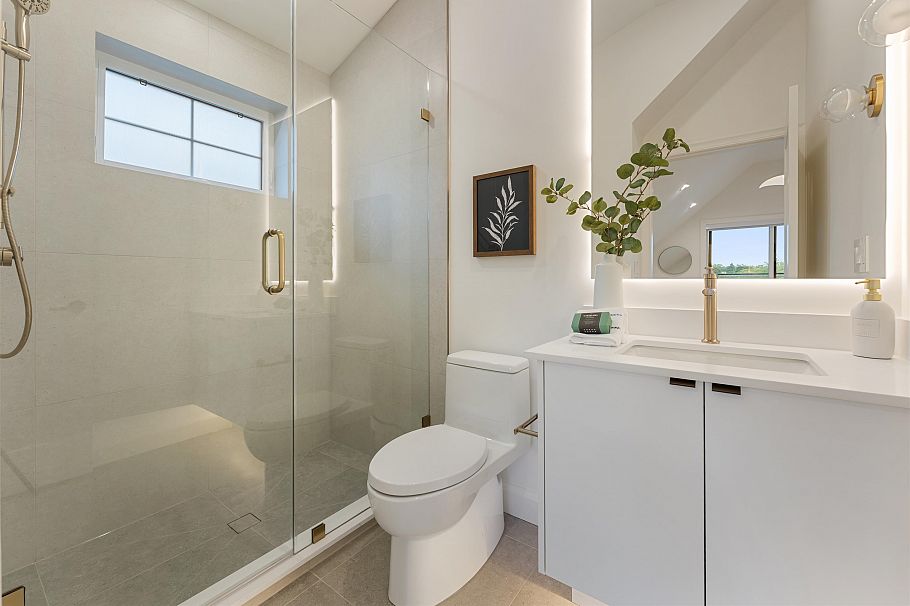 2 2256 E Pender Street Street Vancouver, BC - 29