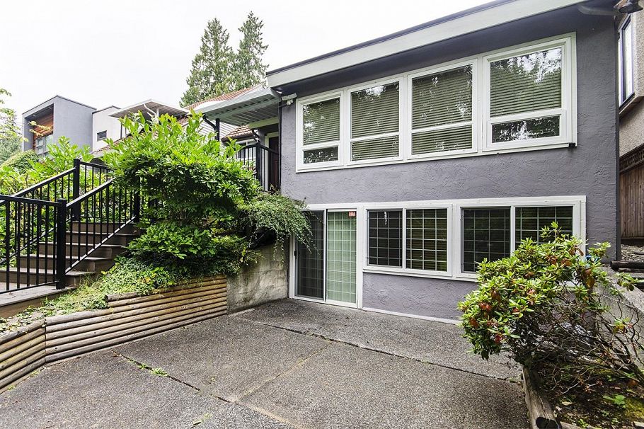 4063 W 33rd Avenue Vancouver, BC - 2