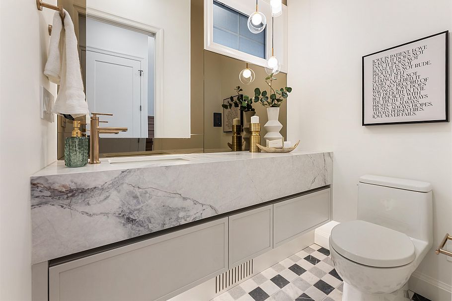 2 2256 E Pender Street Street Vancouver, BC - 14