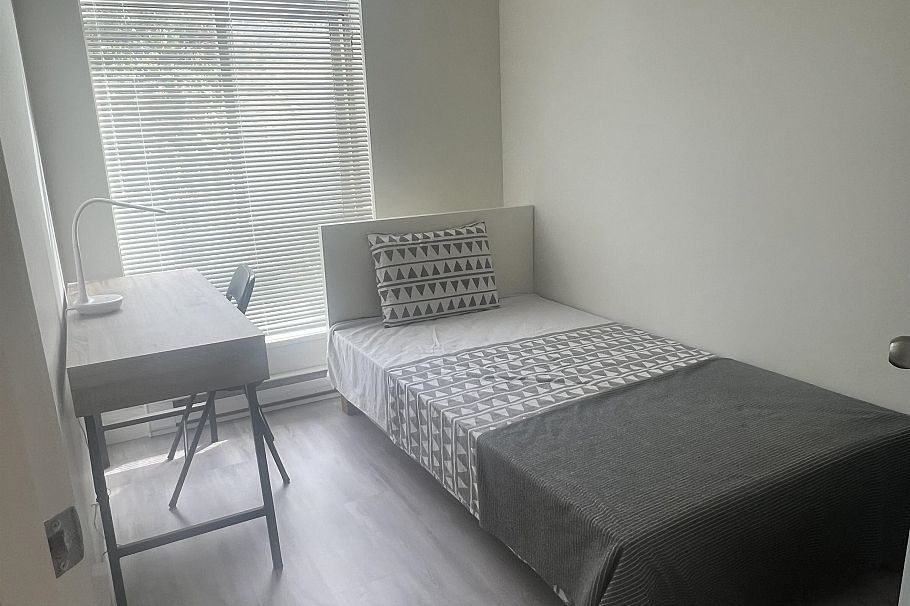 210 5779 Birney Avenue Vancouver, BC - 5