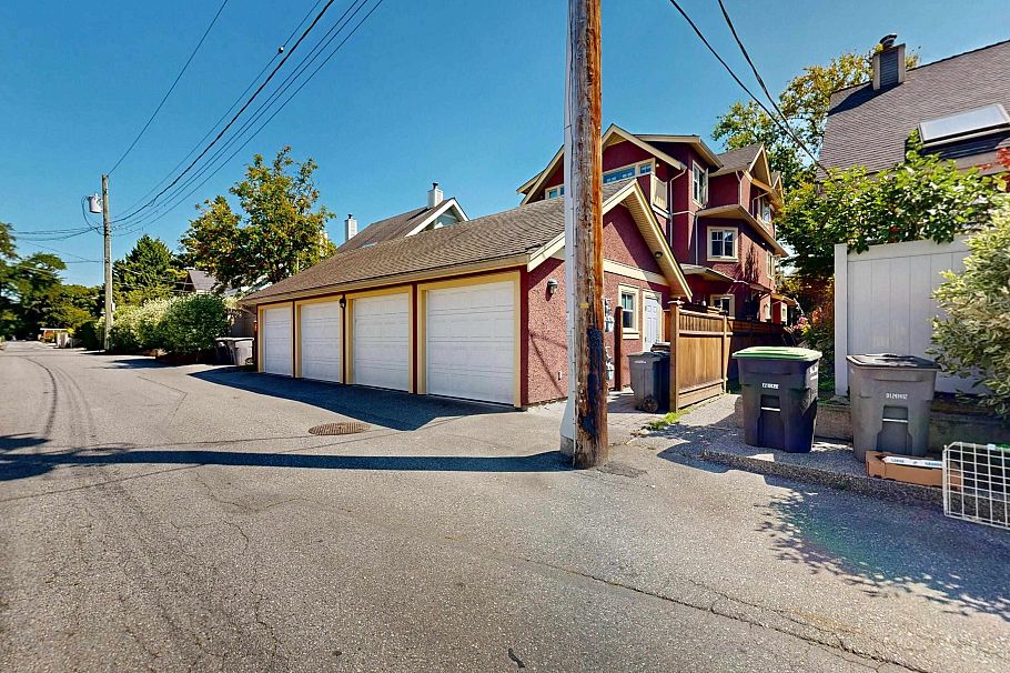 839 W 14th Avenue Vancouver, BC - 34