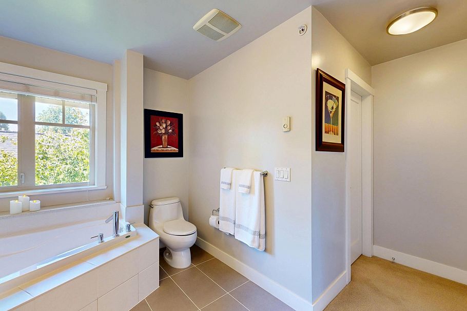 839 W 14th Avenue Vancouver, BC - 24