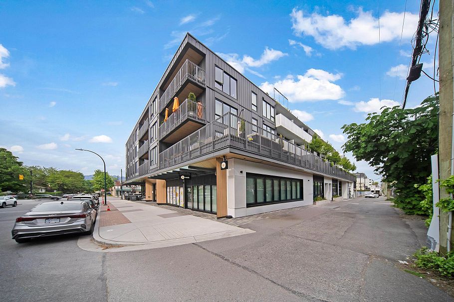 221 2520 Guelph Street Vancouver, BC - 26