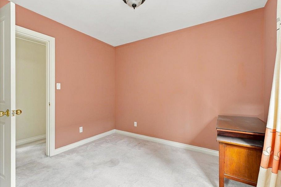 2579 W 45th Avenue Vancouver, BC - 20