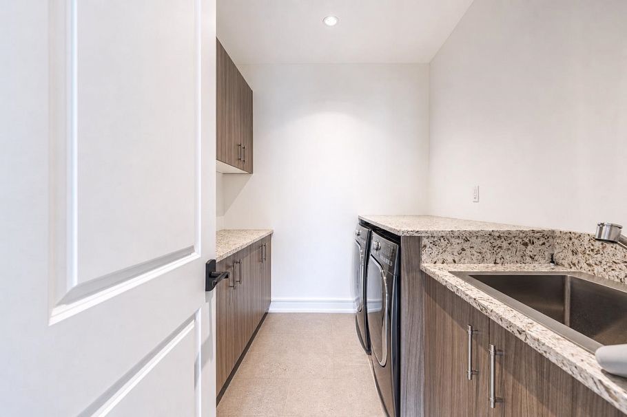 4816 Skyline Drive North Vancouver, BC - 40
