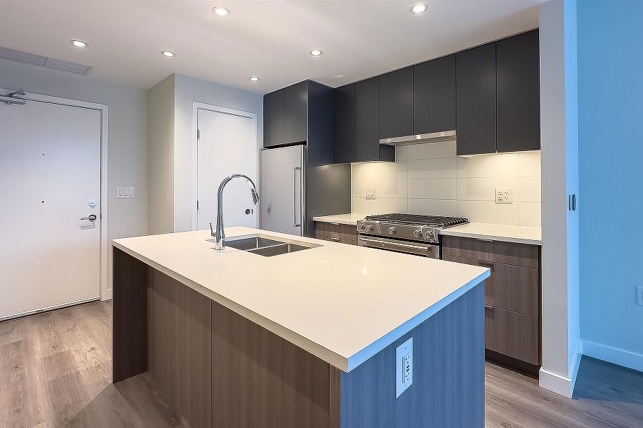 1406 3430 E Kent Avenue South Vancouver, BC - 11