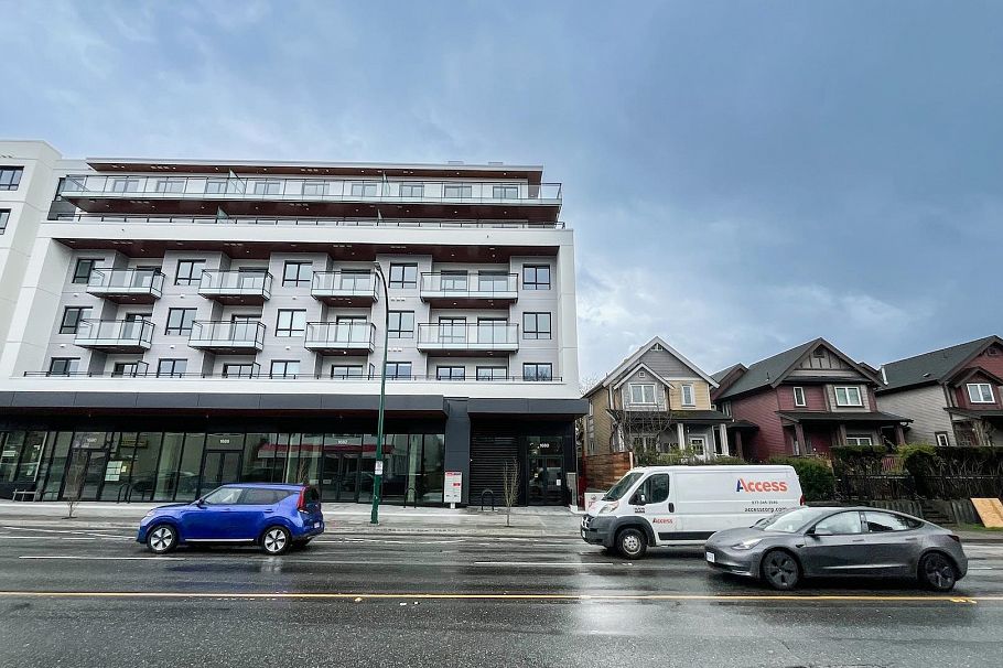 609 1680 E 12th Avenue Vancouver, BC - 2