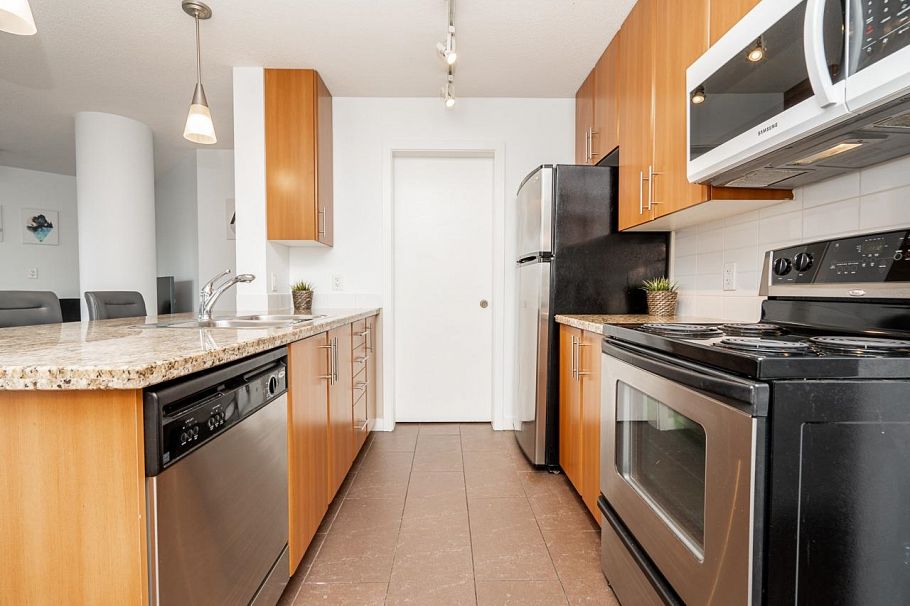 806 58 Keefer Place Vancouver, BC - 8