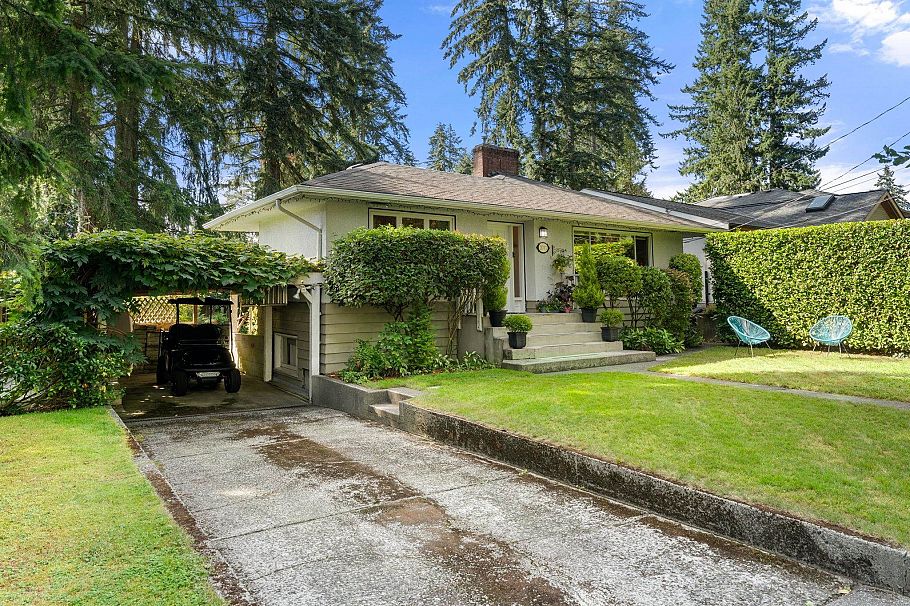 2011 Bridgman Avenue North Vancouver, BC - 37