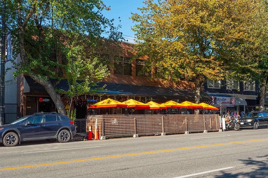 203 2528 Collingwood Street Vancouver, BC - 31