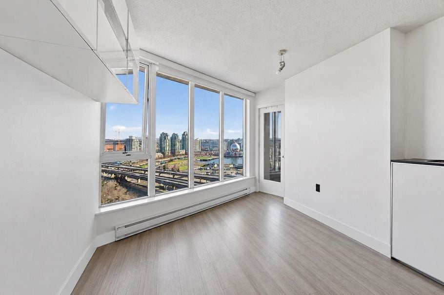 2309 688 Abbott Street Vancouver, BC - 1