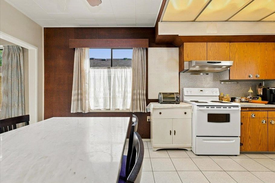 2206 E 8th Avenue Vancouver, BC - 14