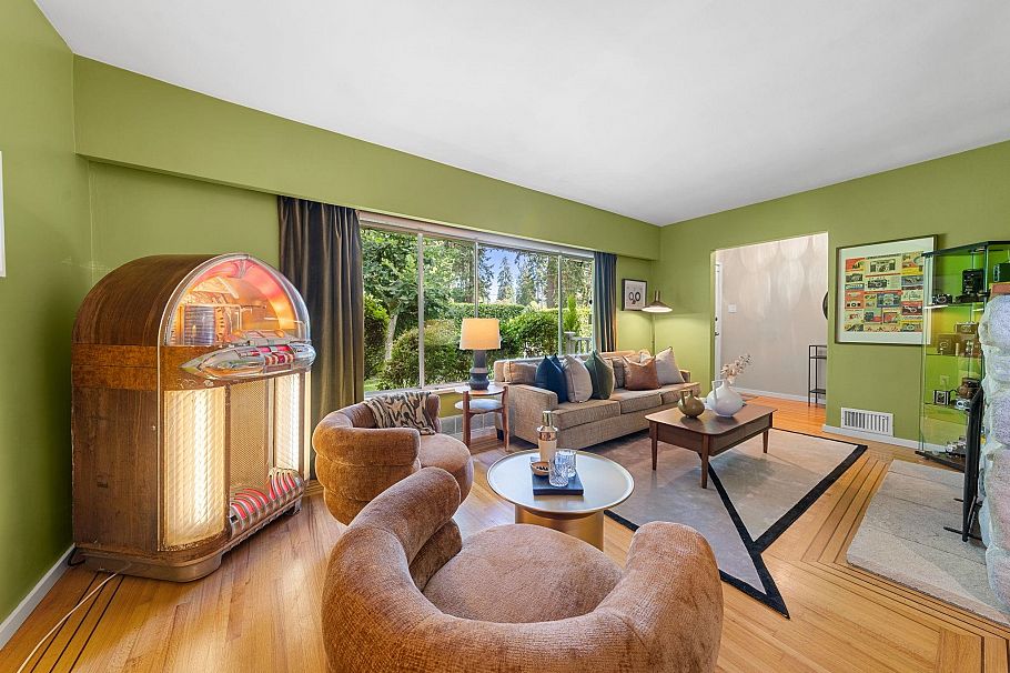 2011 Bridgman Avenue North Vancouver, BC - 6