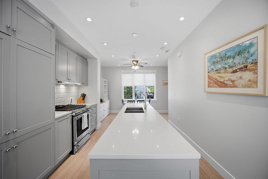 4354 Knight Street Vancouver, BC - 13