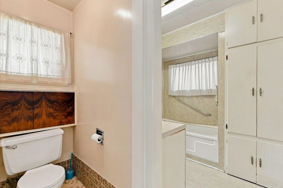 2206 E 8th Avenue Vancouver, BC - 16