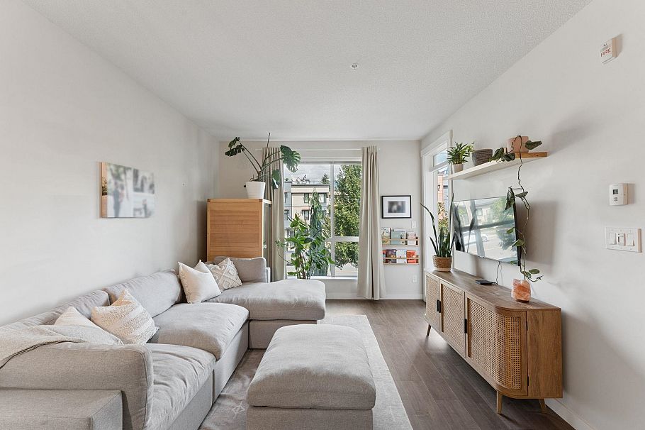 210 625 E 3rd Street North Vancouver, BC - 7